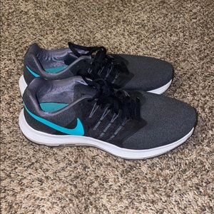 Black & Teal Nike Running Shoes